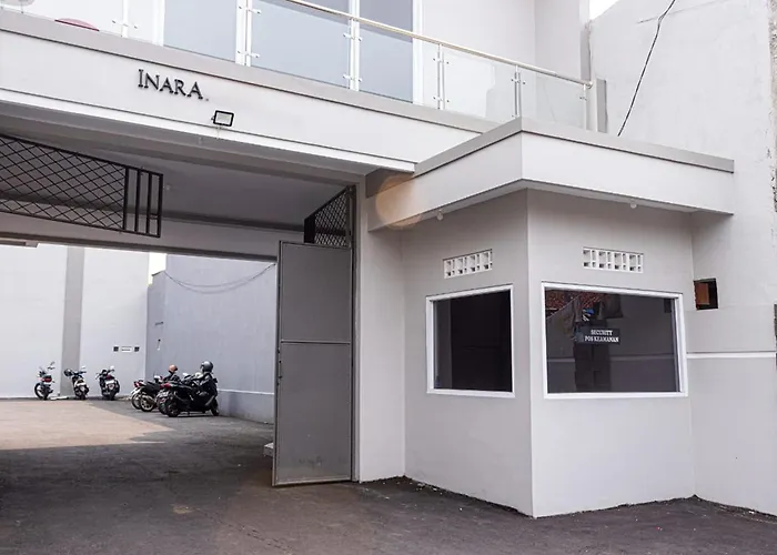 Inara Guesthouse & Villa